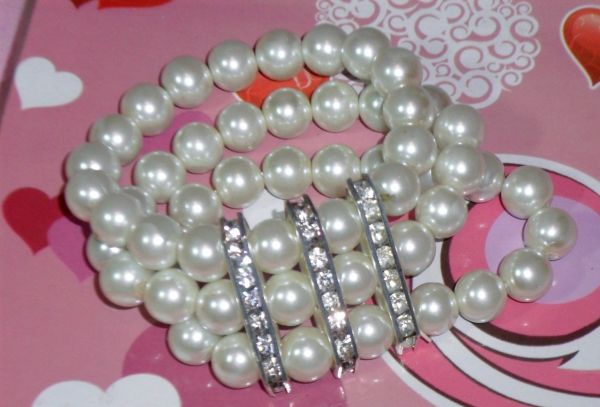 Pulseira de Perola com Strass